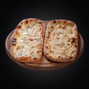 Пиццета "Гавайская & Груша дор блю" В подарок