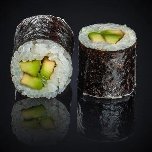 Ролл с авокадо